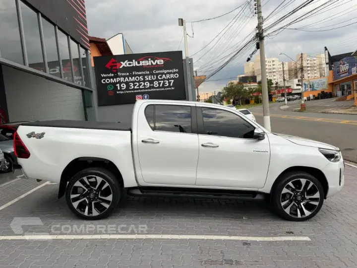 Hilux CD SRX Plus 4x4 2.8 TDI Die. Aut.