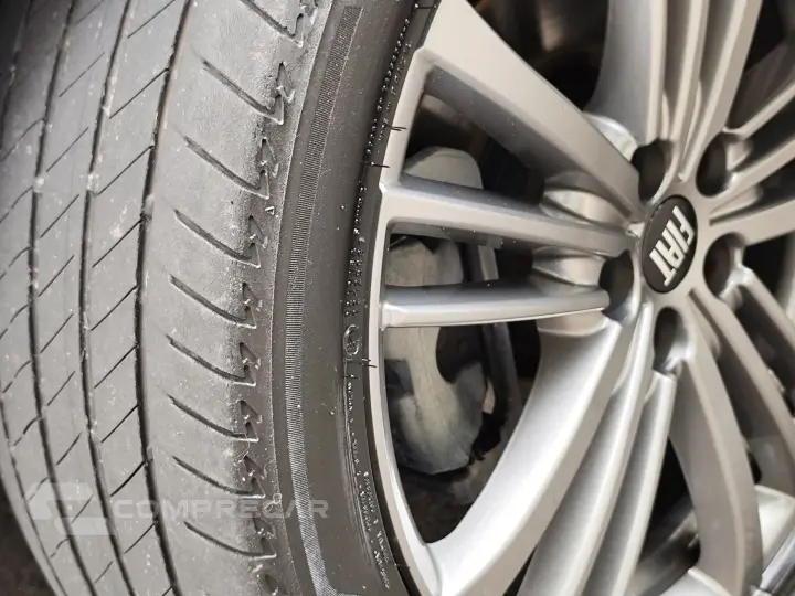 FASTBACK 1.0 TURBO 200 FLEX CVT