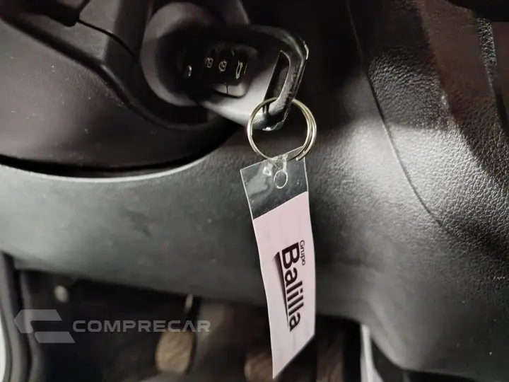 Kwid 1.0 12V Sce Flex Outsider Manual
