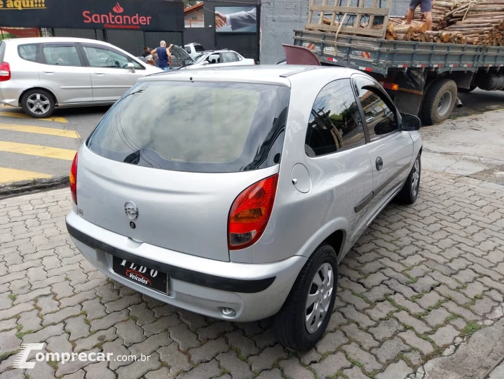 CELTA 1.0 MPFI Life 8V