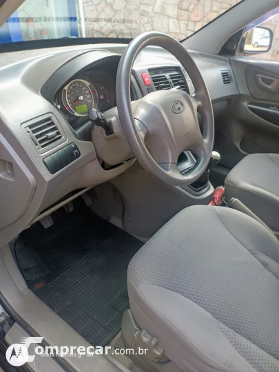 TUCSON 2.0 MPFI GL 16V 142cv 2WD