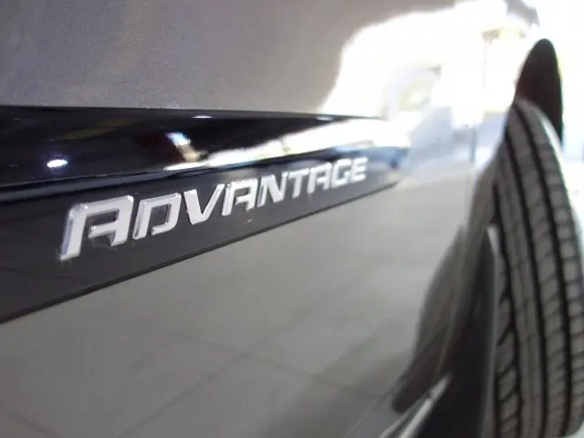 SPIN - 1.8 ADVANTAGE 8V 4P AUTOMÁTICO