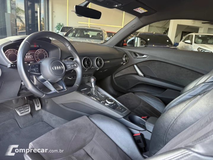 TT 2.0 16v TFSI S-Tronic