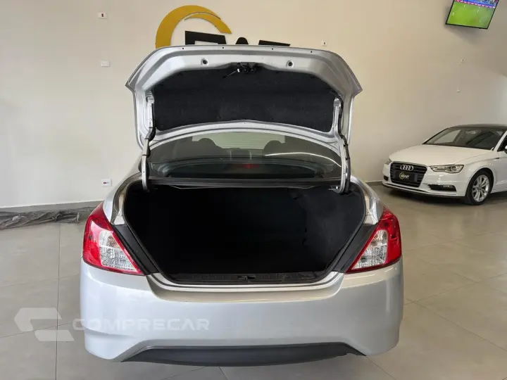 VERSA SV 1.6 16V FlexStart 4p Aut.