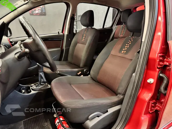 Sandero 1.6 STEPWAY 8V FLEX 4P MANUAL