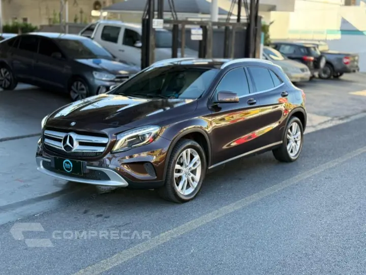 GLA 200 Advance 1.6/1.6 TB 16V Flex Aut.