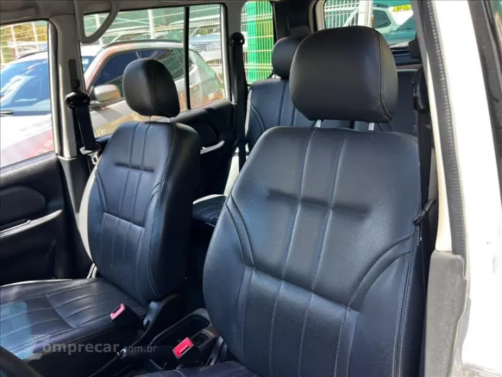 PAJERO TR4 2.0 4X2 16V 140cv