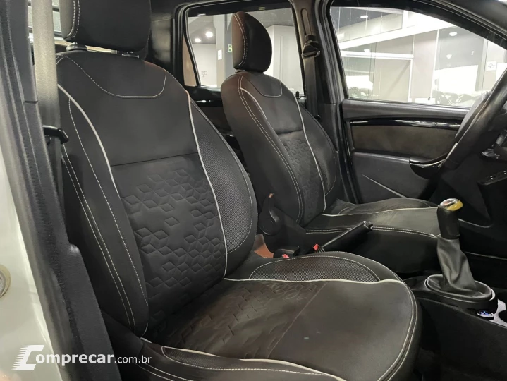 DUSTER OROCH 1.6 16V FLEX DYNAMIQUE 4P MANUAL