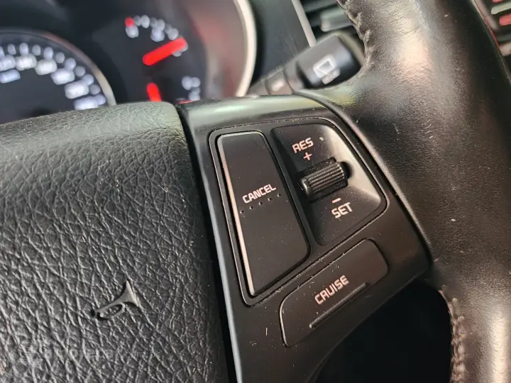 Sorento 2.4 16V 4x2 Aut.