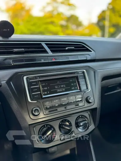 VOYAGE 1.0 MI 8V