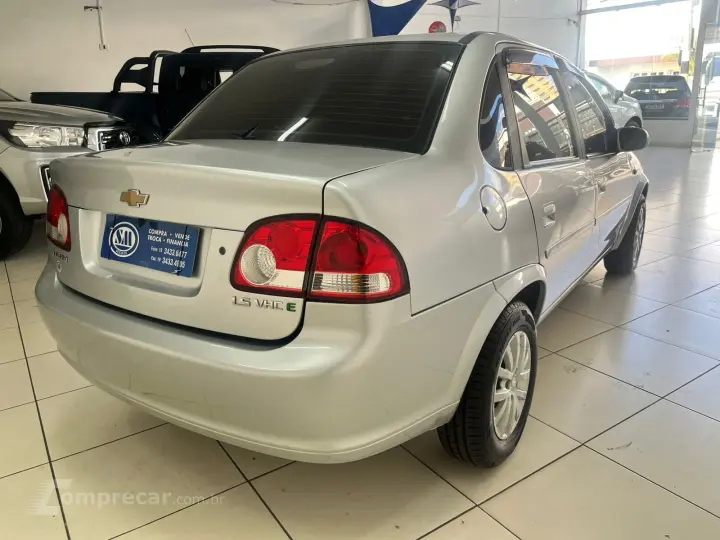 CLASSIC 1.0 MPFI LS 8V FLEX 4P MANUAL