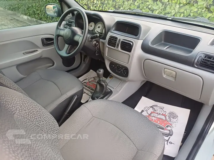 CLIO 1.0 Authentique 8V