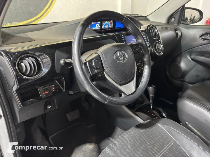 ETIOS 1.5 PLATINUM SEDAN 16V FLEX 4P AUTOMÁTICO