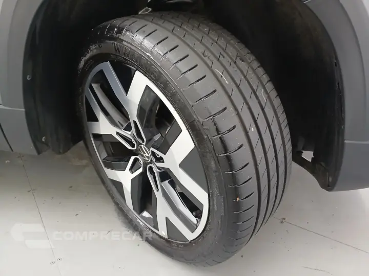 TAOS 1.4 250 TSI TOTAL FLEX HIGHLINE AUTOMÁTICO