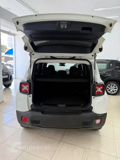 RENEGADE 1.8 16V Sport