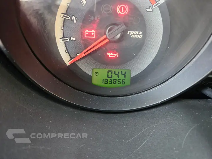 FIESTA 1.6 MPI Class Hatch 8V