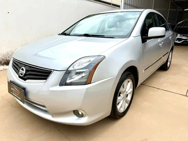 Sentra S 2.0