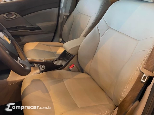 CIVIC - 1.8 LXS 16V 4P AUTOMÁTICO