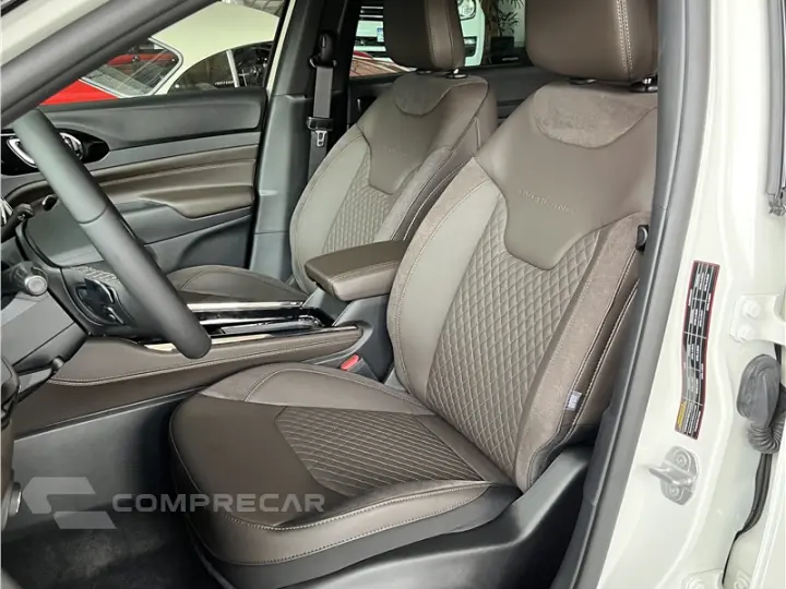 COMMANDER 1.3 T270 TURBO MHEV LIMITED AT6