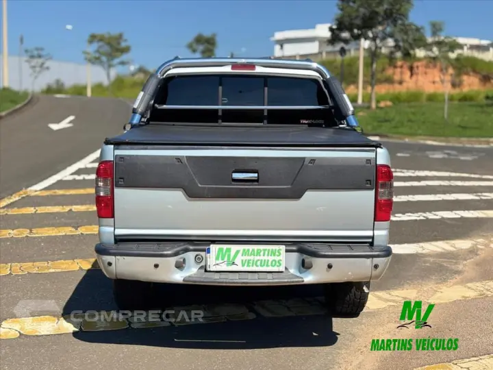S10 2.4 MPFI EXECUTIVE 4X2 CD 8V FLEX 4P MANUAL