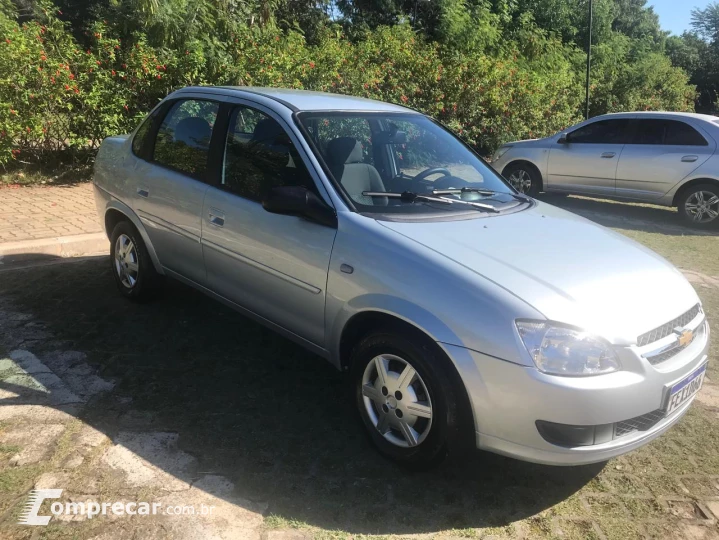CORSA 1.0 MPFI Classic Sedan 8V