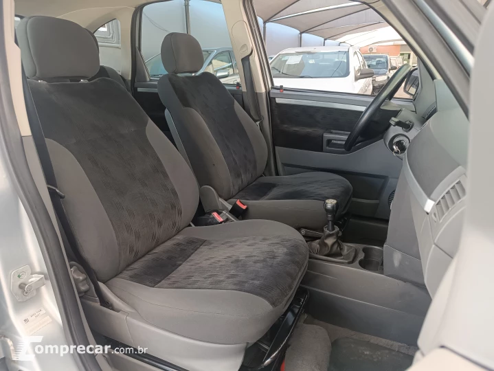 MERIVA 1.8 MPFI Maxx 8V