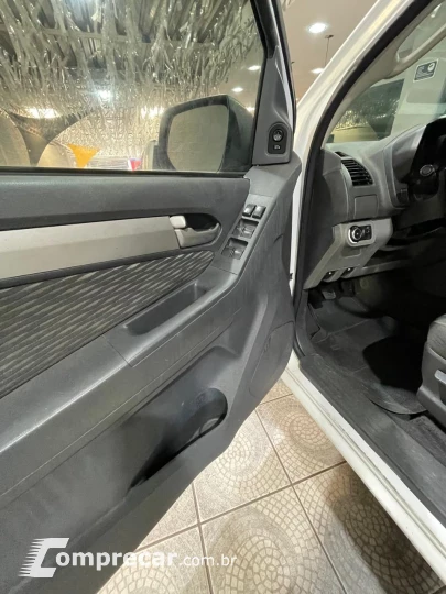 S10 2.4 LT 4X2 CD 8V