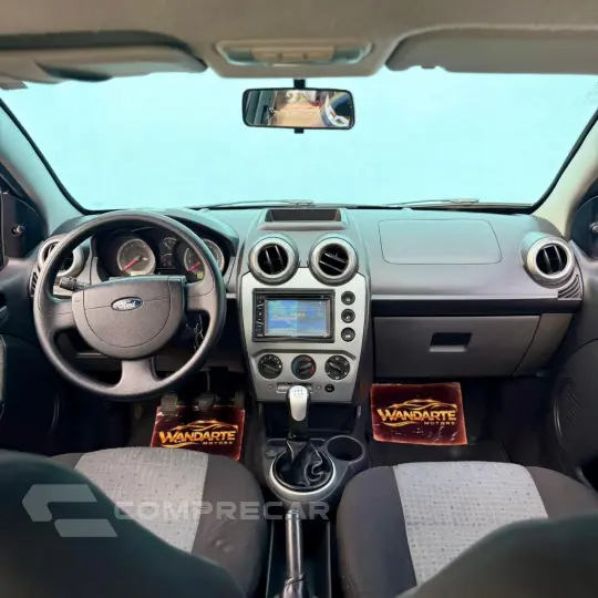 Fiesta Sedan SE 1.6 8V Flex 4p