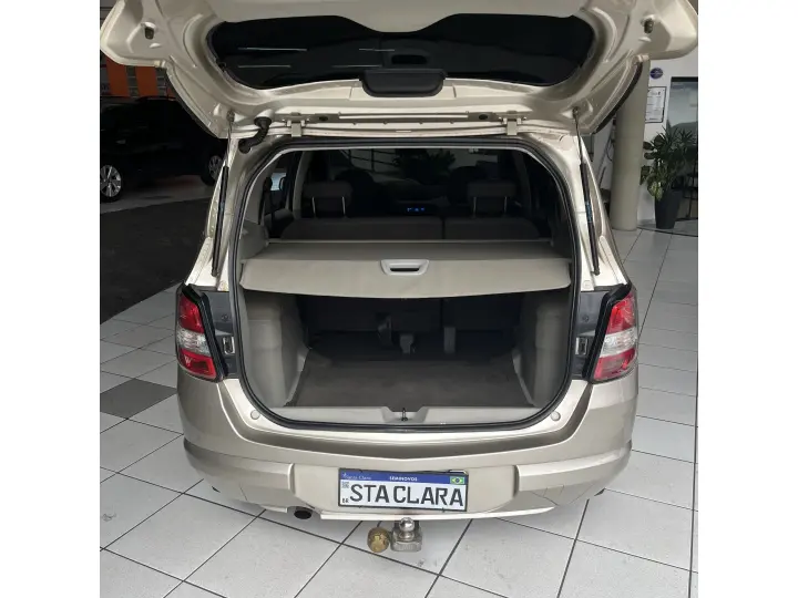 SPIN 1.8 LT 8V FLEX 4P AUTOMÁTICO