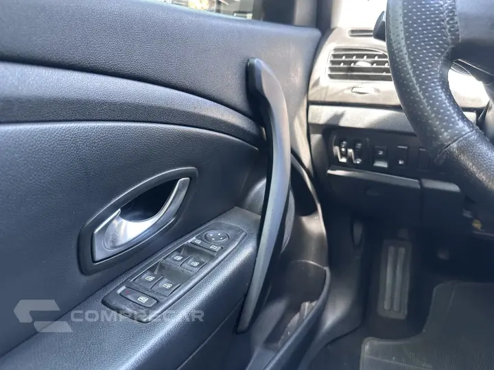 FLUENCE 2.0 DYNAMIQUE 16V FLEX 4P AUTOMÁTICO