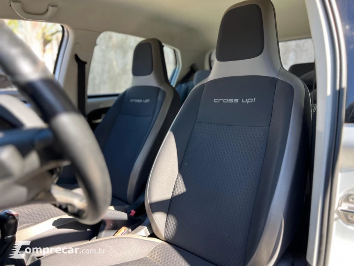 CROSS UP 1.0 TSI 12V FLEX 4P MANUAL
