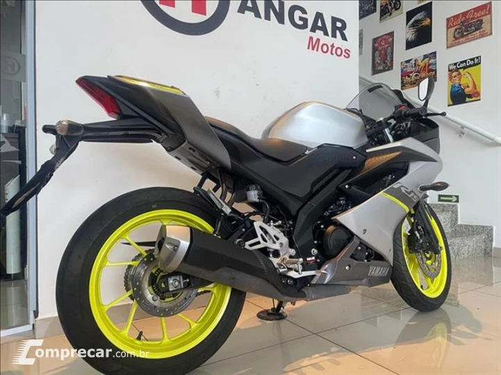 YZF R15