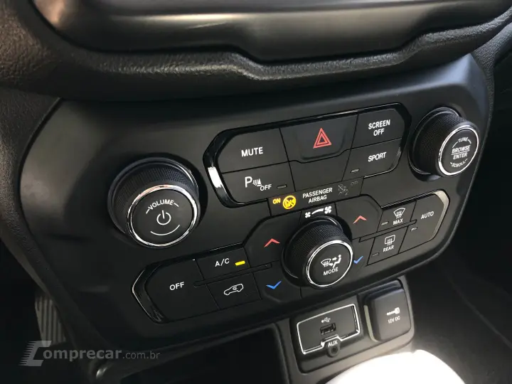 Renegade 1.8 16V Flex Longitude 4P Automático