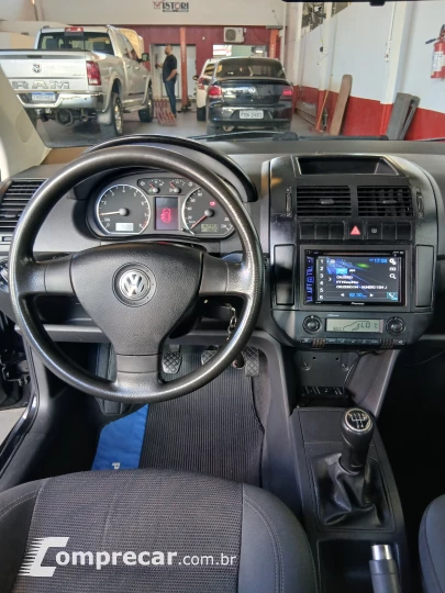 POLO SEDAN 1.6 MI Comfortline 8V