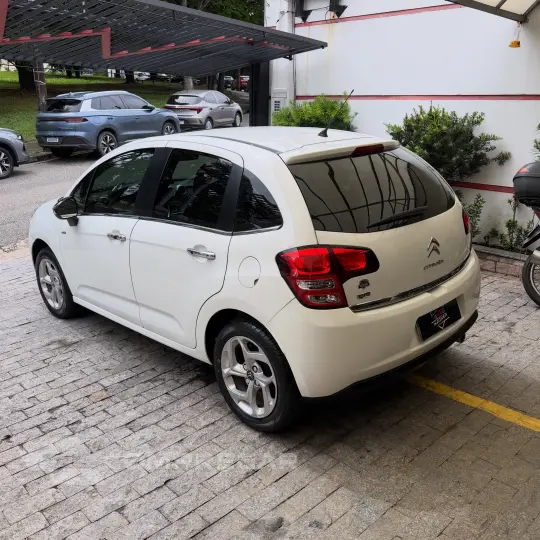 C3 1.6 Exclusive 16V automático