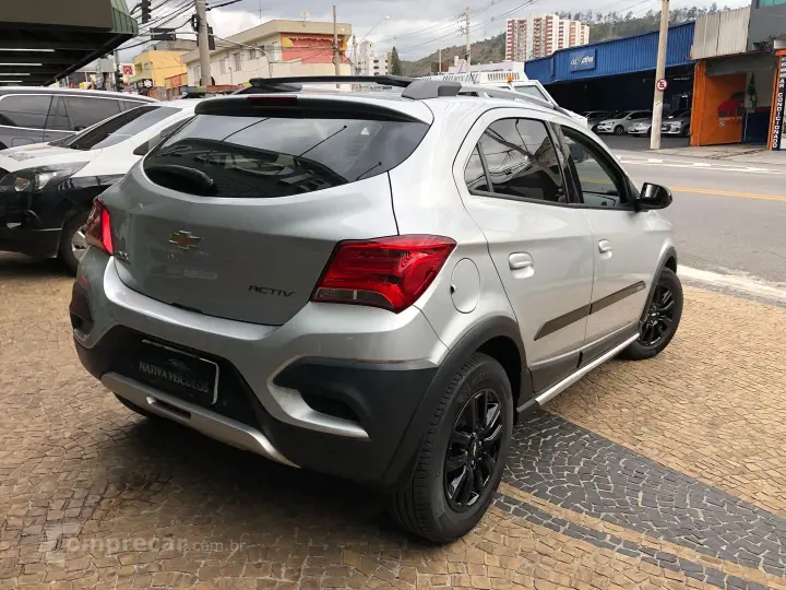 Onix 1.4 Mpfi Activ 8V Flex 4P Automático