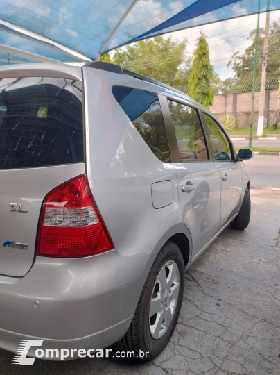 GRAND LIVINA 1.8 SL 16V