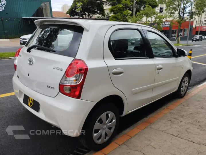 Etios Hatch 1.5 16V 4P FLEX XS