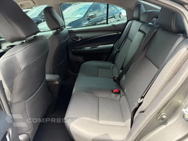 YARIS 1.5 16V FLEX SEDAN XS MULTIDRIVE