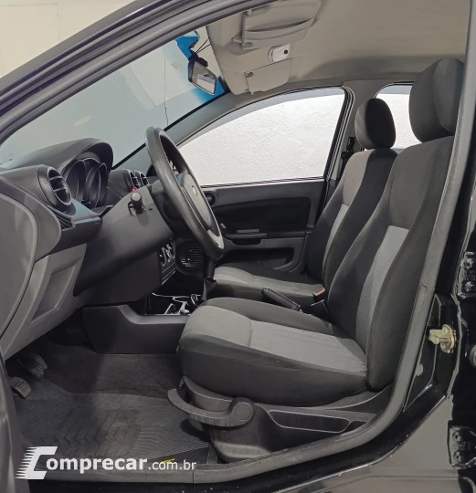 FIESTA 1.0 MPI Hatch 8V