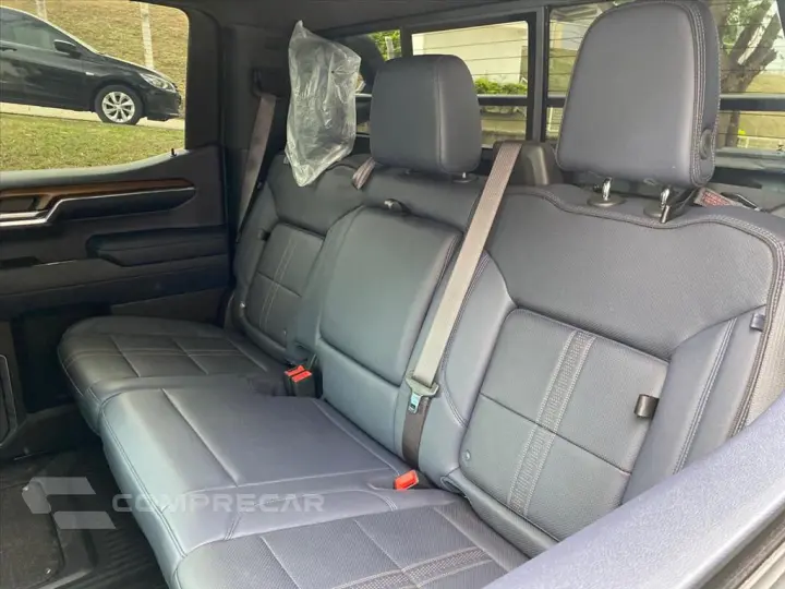 SILVERADO 5.3 V8 GASOLINA 1500 HIGH COUNTRY 4X4 A