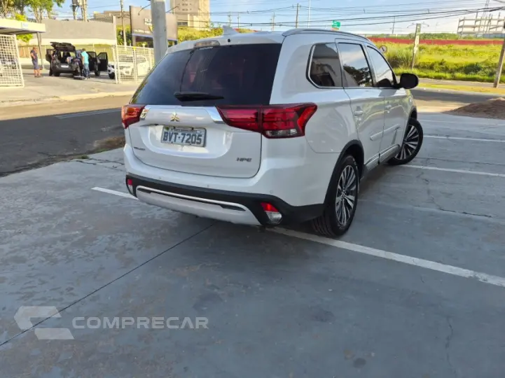 OUTLANDER 2.0 Mivec Sport HPE