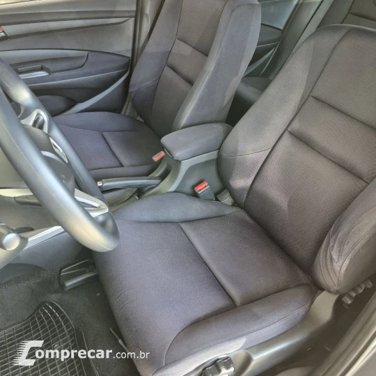 CITY Sedan DX 1.5 Flex 16V Aut.