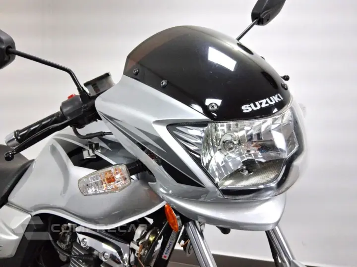 SUZUKI GSR 125 S