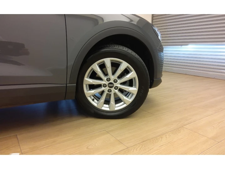 Q3 1.4 TFSI FLEX PRESTIGE PLUS S TRONIC