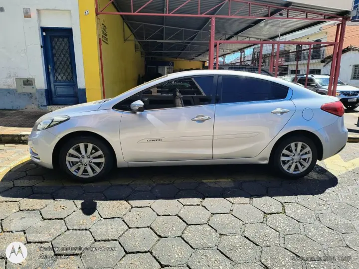 Cerato 1.6 16V  Flex  Aut.