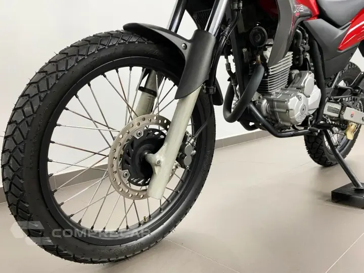 HONDA XRE 300 - PRETO E VERMELHO
