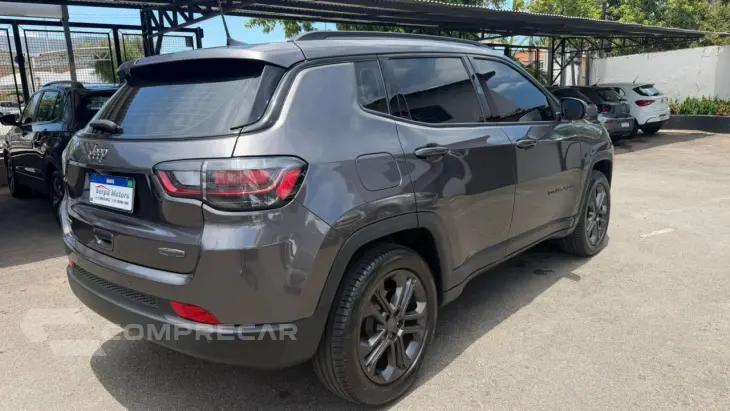 Compass 1.3 16V 4P FLEX LONGITUDE 80 ANOS T270 TURBO AUTOMÁT