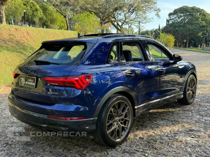 Q3 2.0 40 TFSI GASOLINA PERFORMANCE BLACK QUATTRO TIPTRONIC