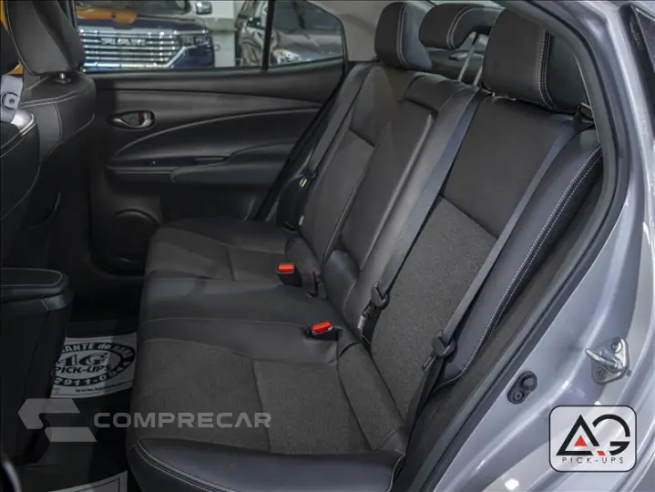 YARIS 1.5 16V Sedan XS Connect